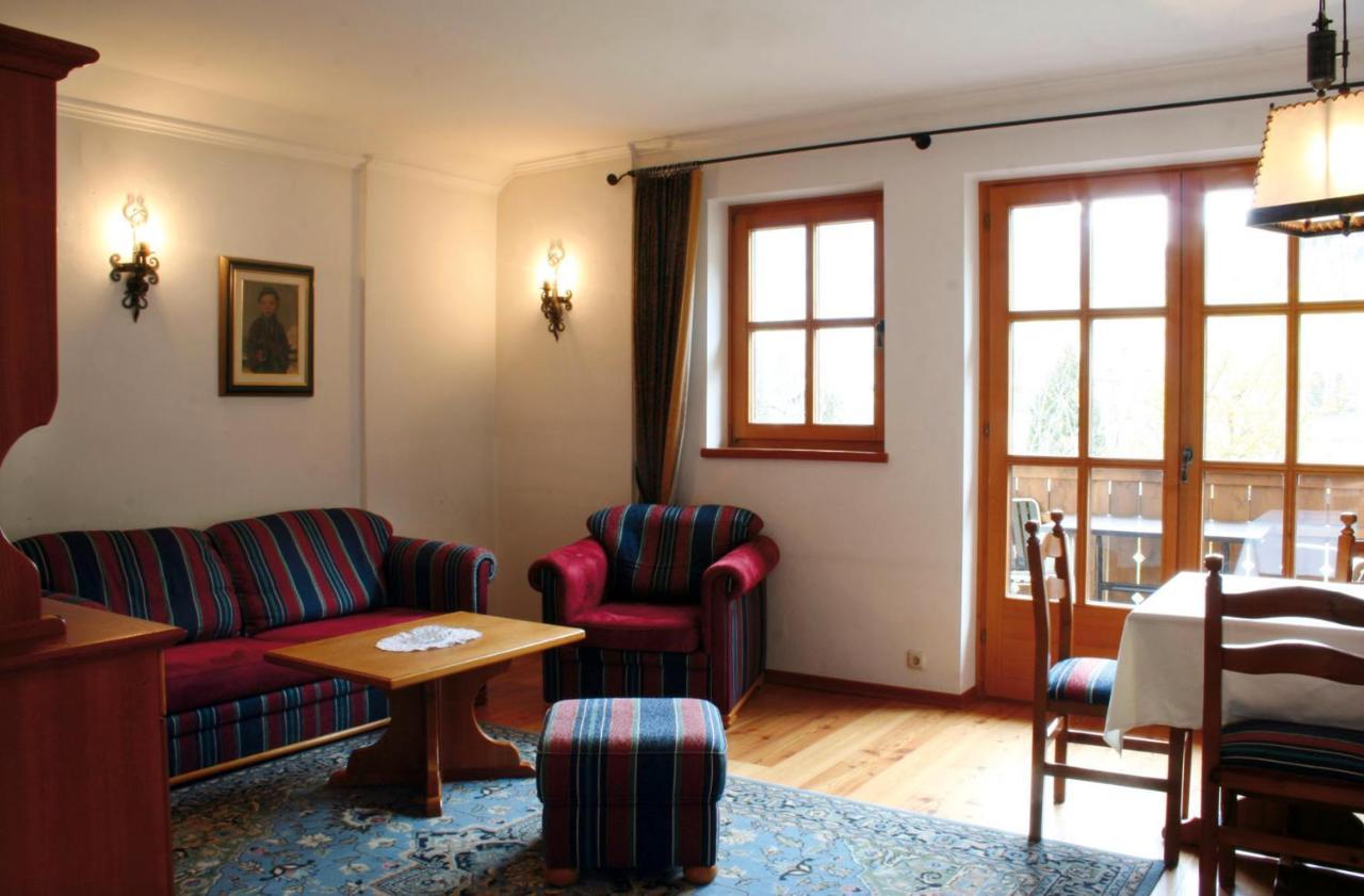 Hotel Post Großkirchheim Εξωτερικό φωτογραφία