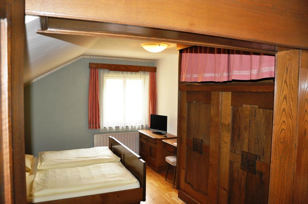 Hotel Post Großkirchheim Εξωτερικό φωτογραφία