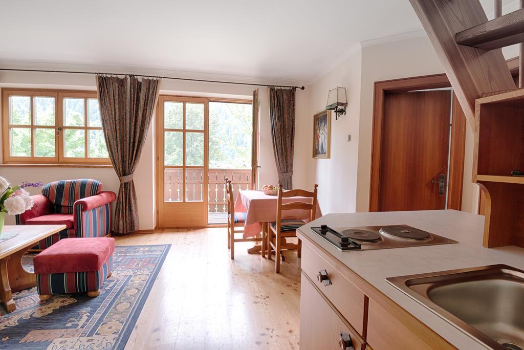 Hotel Post Großkirchheim Εξωτερικό φωτογραφία