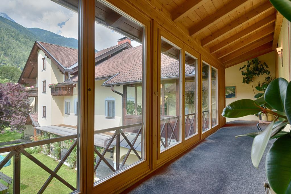 Hotel Post Großkirchheim Εξωτερικό φωτογραφία